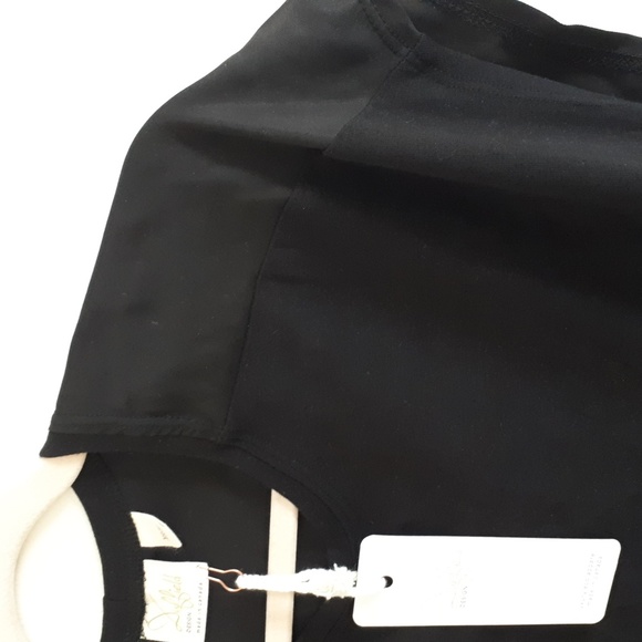 Duffield design Breezy Tee in Black/New - Picture 3 of 8